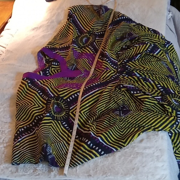 Amazing caftan style dress in cotton print yellow purple black One Size NWOT - Picture 10 of 11